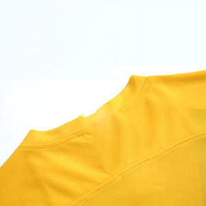 2025 Conjunto de uniforme de manga corta de camiseta de fútbol juvenil para hombres Buen precio Tasa de venta completa Ropa de fútbol para hombres - Product Image 6