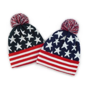 Estilo superior logotipo personalizado niños adultos tejido Bobble sombrero Jacquard bordado logotipo Pom gorros de invierno sombrero carta jacquard Beanie - Product Image 1