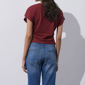 Camiseta de Verano Personalizada para Mujer Mahroon, Algodón Suave de Primera Calidad de 180 g, Transpirable, Corte Holgado Informal, Cuello Redondo - Product Image 6