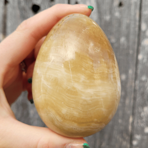 Venta al por mayor de cristal curativo natural de huevo de calcita amarilla para la decoración del hogar Equilibrio energético del fabricante de piedras preciosas de confianza - Product Image 4