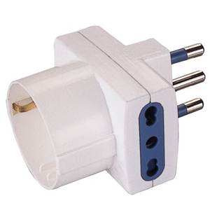 Adaptateur de prise électrique standard italienne avec 2 prises 2P+T 10/16A et 1 prise 2P+T 10A/16A - Product Image 1