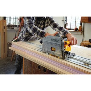 Kit de Sierra de Carril a Batería de 60V MAX con Carril de 59 Pulgadas y Sierra Industrial para Madera/Metal de 6-1/2 Pulgadas para Uso Industrial y Bricolaje - Product Image 2