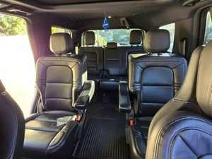 Lincoln Navigator Reserve 2024, SUV de luxe, intérieur clair, moteur atmosphérique 4L, transmission automatique, transmission intégrale, sièges en cuir, Cruiser - Product Image 3