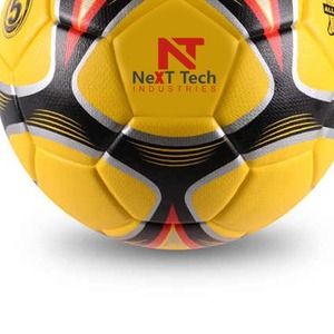 Next Tech Nouveau style Technologie hybride de football Ballon de match professionnel Matériau de texture en TPU Conception personnalisée et logo personnalisé - Product Image 6