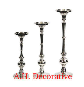 Soporte de vela de luz en T de aluminio alto con vástago de vidrio, soporte de vela hecho a mano de lujo para suelo de boda, Pilar en acabado dorado - Product Image 5