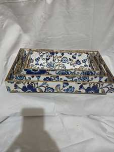 Bandeja de madera rectangular multiusos Perfecta para servir o como acento decorativo disponible en cantidad a granel - Product Image 2