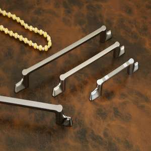 Poignée moderne en alliage de zinc durable, réglable, pour tiroir, armoire, commode, meuble avec design en fil tiré - Product Image 3