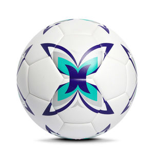 Fútbol de PVC ligero con logotipo personalizado duradero y cosido a máquina en blanco y negro con diseño personalizado para deportes de equipo - Product Image 1