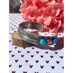 Tony Yazzie Kingman Fashion <b>Cuff</b> Bracelet Turquoise & Spiny Oyster Sterling Silver <b>Feather</b> Design - Product Image 4