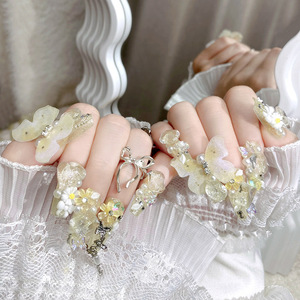 <span class=keywords><strong>Faux</strong></span> <span class=keywords><strong>ongles</strong></span> artificiels de luxe, <span class=keywords><strong>ongles</strong></span> artificiels jaunes avec charme de papillon et de fleur, faits à la main, à presser pour la <span class=keywords><strong>mariée</strong></span> - Product Image 3
