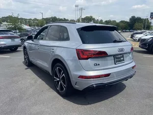 Usado 2024 Audi Q5 45 S línea Premium Plus - Product Image 4