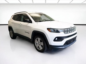 รถจี๊ปมือสองปี 2022 รุ่น Compass Latitude SUV 4x4 เครื่องยนต์ดีเซล เกียร์อัตโนมัติ เบาะหนัง หลังคาซันรูฟ ขายดี มีทั้งพวงมาลัยซ้าย/ขวา - Product Image 3