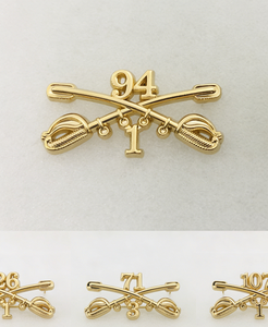 Insignia de Sable Cruzado Personalizada, Distintivo de Cuello de Metal Chapado en Oro, Pin de Solapa con Número de Regimiento Personalizado para Coleccionables y Uniformes - Product Image 3