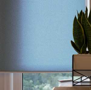 Stores Rouleaux Géométriques Modernes Bleus |   Store de fenêtre à motifs personnalisés pour la décoration de bureau et de maison Stores contemporains pour le bureau - Product Image 4