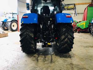 Tractor New Holland T7 210 4x4 Año 2021 con Cargador Frontal New Holland Certificado por la EPA en Buena Oferta 100 Caballos de Fuerza 10 - Product Image 5