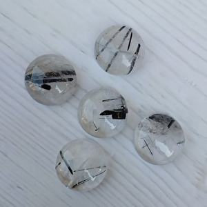 อัญมณีทรงหลวมปรับเทียบทรงกลมพลอยสีดำรูไทล์ธรรมชาติเกรด AAA สำหรับเครื่องประดับจำนวนมากจากผู้ขาย - Product Image 4