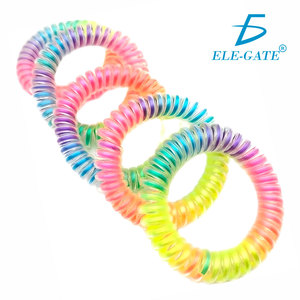 2 bandeaux élastiques arc-en-ciel pratiques et colorés, accessoires pour cheveux - Product Image 3