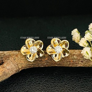 14K Solid Gold Curved Flower Piercing for <b>Helix</b> High lobe Conch Auricle Tragus Fine Jewelry. - Product Image 3