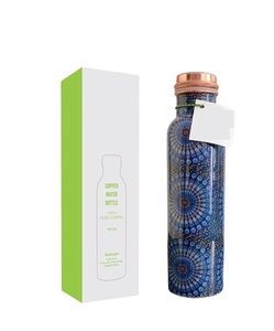 El más nuevo diseño martillado botella de cobre mejor juego de regalo ocasional accesorios de cobre patrón personalizado disponible para la venta - Product Image 4