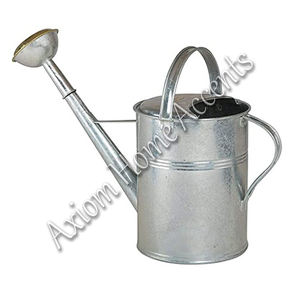 Arrosoir blanc écologique Design élégant pour les plantes d'intérieur par Axiom Home Accents - Product Image 4