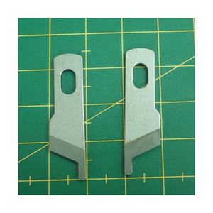 อะไหล่เครื่องเย็บผ้าโอเวอร์ล็อคแบบใช้ในบ้าน รุ่น 1250014229 ใบมีดบน - Product Image 1