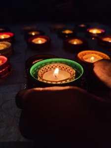 Coloré thé lumière bougeoir à la mode nuit fête décor mariage décoration Festival événement indien articles décoratifs pièce maîtresse - Product Image 5