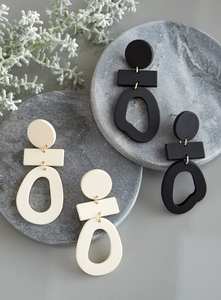 Pendientes Redondos de Resina Hechos a Mano, Ligeros y Duraderos, Accesorio de Joyería de Moda - Product Image 4