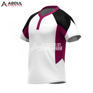 Ensemble d'uniformes de rugby personnalisés pour hommes, maillot à manches courtes en polyester de haute qualité et short assorti, parfait pour l'entraînement en équipe - Product Image 5