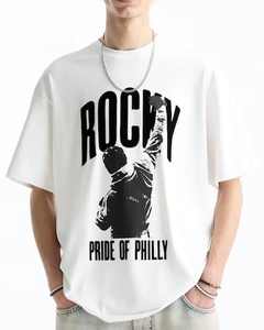 เสื้อยืดผู้ชายคุณภาพสูง 100% ผ้าฝ้ายพรีเมียม พิมพ์ลายตามสั่ง ดีไซน์เรียบ สีสันหลากหลาย ไซส์หลากหลาย ผ้าไม่ยับ ระบายอากาศได้ดี - Product Image 3