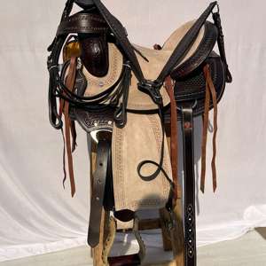 Ensemble de selle western en cuir haut de gamme avec motif Barrel Racing et arceau en bois |   Ensemble de fixation sans clou pour équipement d'équitation en acier inoxydable, façonné à la main - Product Image 2