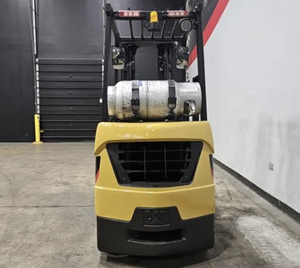 Offre exclusive aux enchères pour chariots élévateurs à pneus coussinés 2C3000 de 2015, capacité de maintien de 3000 LBS - Product Image 3