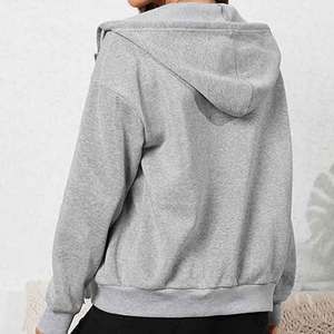 เสื้อมีฮู้ดผ้าฟลีซปักลายสำหรับทั้งชายและหญิงผ้ากันลมเป็นมิตรกับสิ่งแวดล้อมผ้าซิปมีฮู้ดสไตล์ฮิปฮอปสำหรับฤดูหนาวขายส่ง - Product Image 3