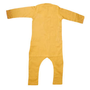 ชุดคุรตะ ชัลวาร์ปักลายสำหรับเด็กผู้ชาย - สีมัสตาร์ด - Product Image 4