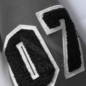 Chaqueta Letterman para Hombre de Calidad Premium al por Mayor, Tallas Grandes, Parches Bordados Personalizados, Mangas de Cuero Personalizadas, OEM, Transpirable - Product Image 3