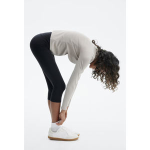 2026 Customize Eco-friendly Women's Active <b>Leggings</b> Slim Tight Gym Yoga <b>Capri</b> Workout Sports Ribbed High Waist <b>Legging</b> Pants - Product Image 4