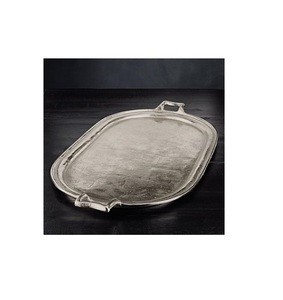 ถาดเสิร์ฟสแตนเลสทรงสี่เหลี่ยมมีเส้นโค้งที่สวยงามเหมาะสำหรับให้เป็นของขวัญหรือเสิร์ฟอาหารในช่วงเวลาพิเศษ - Product Image 5