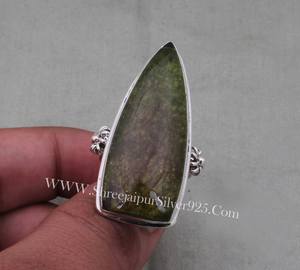 Anillo de jade verde Sólido 925 Plata de ley Daga Anillo de piedras preciosas Diseño floral Regalo de aniversario - Product Image 2