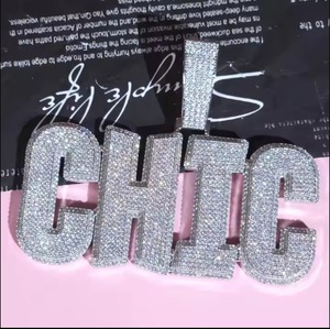 Pendentif exclusif Iced Out Big Word uniquement sans chaîne Collier de plaque signalétique Hip Hop personnalisé Bijoux personnalisés Cadeau d'anniversaire pour lui - Product Image 5