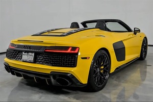 (W&T) PROMOCIÓN Venta de Auto Usado Audi R8 Spyder 2020 Convertible de 2 Puertas con Tracción en las Cuatro Ruedas (5.2L 10 cilindros 7AM) Color Amarillo Vegas - Product Image 6