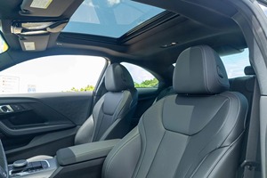 BMW M240i 2024, 2300 miles, automatique, atmosphérique, 8 cylindres, taille des pneus R18, sièges en cuir, transmission intégrale, caméra arrière, côté gauche - Product Image 5
