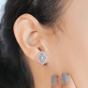 Pendientes de Plata Tradicionales Zarkan con Diamantes - Product Image 1