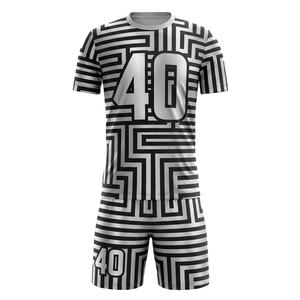 Uniforme de Fútbol Retro Amarillo Personalizado con Rayas de los Años 70, Conjunto de Camiseta y Pantalones Cortos de Fútbol Sublimados, 100% Poliéster de Secado Rápido, Venta al Por Mayor - Product Image 6