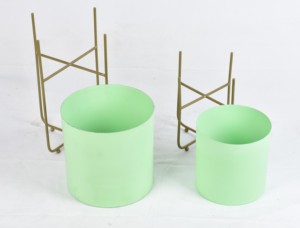 Maceta Metálica Verde Virante Personalizada con Soporte de Hierro con Recubrimiento en Polvo Dorado - Duradera, Ecológica, Ligera, para Uso en Interiores, Hogar y Jardín - Product Image 5