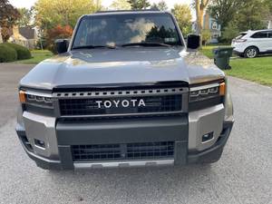 Toyota Land Cruiser First Edition 2024 d'occasion à prix réduit à vendre - Product Image 2