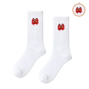 Chaussettes de sport 100 % coton de haute qualité pour garçons, motif crabe brodé, respirantes, absorbant la transpiration, tricotées, impression par sublimation - Product Image 2