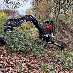 Excavatrice hydraulique ApexTerrain KYB avec garantie de 2 ans - Product Image 1