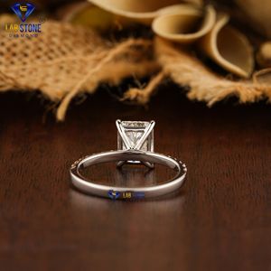 2.81 TDW Radiant & Round Cut Diamond Platinum Ring par Labstone Diamond Anniversary Ring Couleur EF-VS - Product Image 4