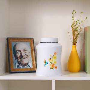 Urnes de l'arbre de vie pour les cendres humaines-Urnes de crémation pour adultes pour les funérailles, l'inhumation ou la maison (160 pouces cubes blanc (colibri)) - Product Image 5