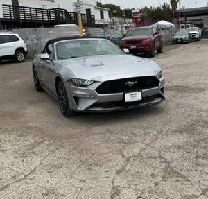 Mustang EcoBoost Premium Convertible RWD LHD 2021 Usado en Buen Estado - Product Image 3
