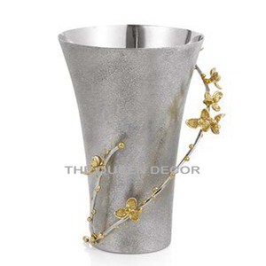Coastal Style Modern Hammered <b>Flower</b> <b>Vase</b> Handmade Iron Table <b>Vase</b> <b>for</b> Home Office Bedroom Festive Occasions <b>for</b> Living Room - Product Image 3